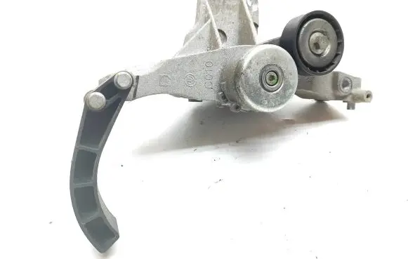 Fiat 500 Generator/alternator bracket 