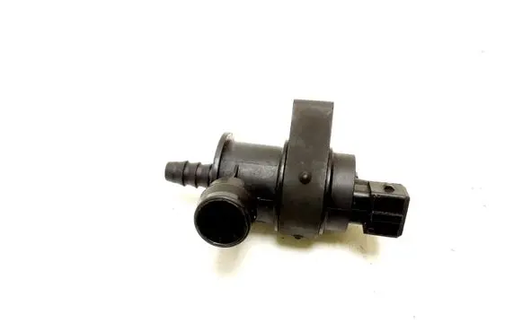 Volvo XC90 Vacuum valve 