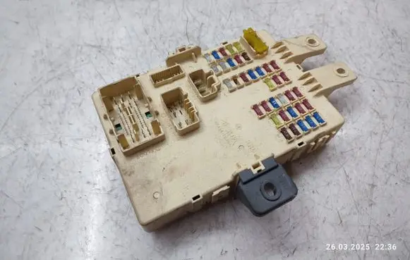 KIA Sportage Fuse module 919503W040