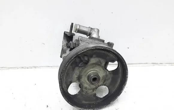 Citroen C5 Power steering pump 9636086580
