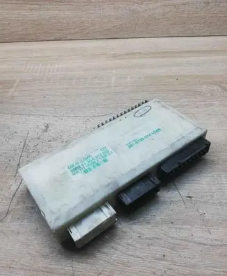 BMW 5 E39 Central body control module 6913520