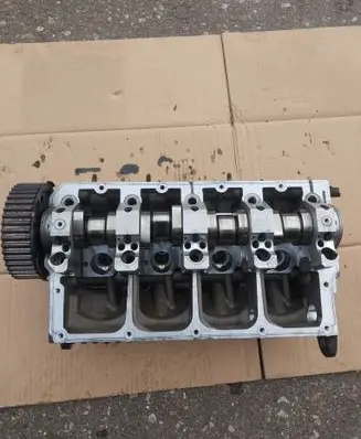 Skoda Octavia Mk2 (1Z) Engine head 038103373R