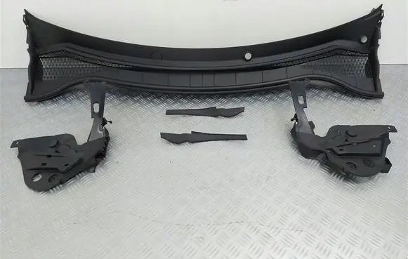 Ford Kuga III Wiper trim LV4BS02216AG