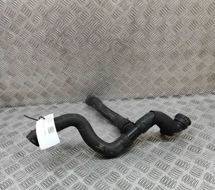 Land Rover Range Rover Sport L494 Engine coolant pipe/hose FPLA8584CB HPLA8260DB