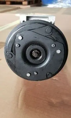 Nissan Interstar Air conditioning (A/C) compressor (pump) 1135309