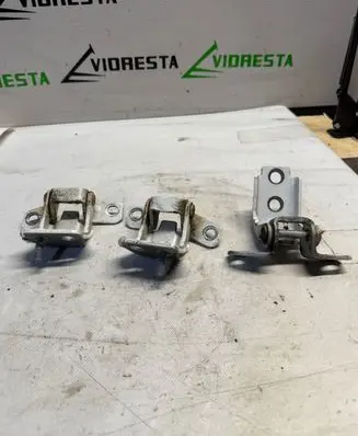 Front door hinge set