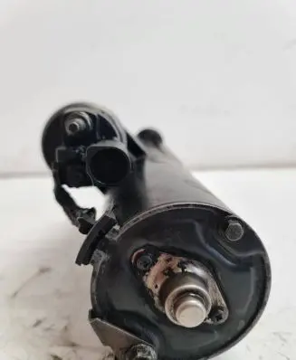 Audi A4 S4 B7 8E 8H Starter motor 1005831442