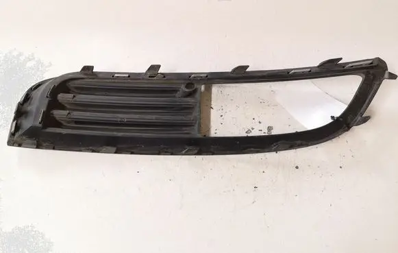 Opel Insignia A Front fog light trim/grill 551004542 13238370 93200023