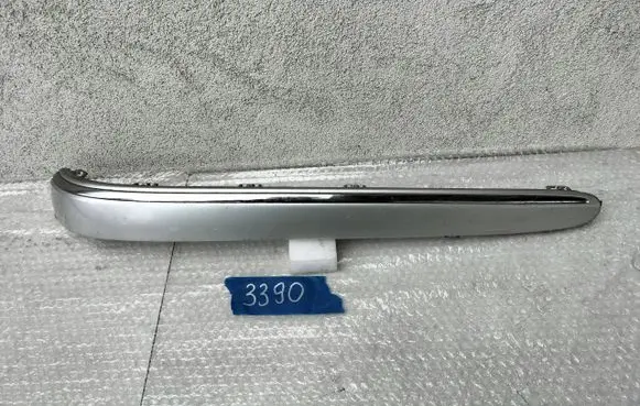 Mercedes-Benz E W211 Front bumper splitter molding A2118800412