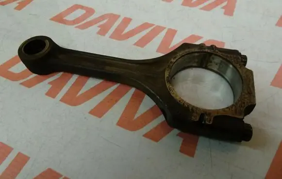 Volkswagen Passat Alltrack Piston with connecting rod 