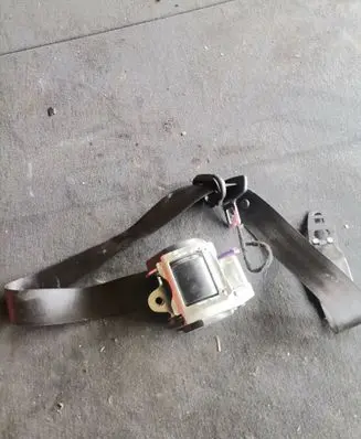 Audi A6 S6 C6 4F Front seatbelt 605404800 008R000