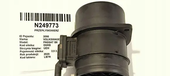 Volkswagen PASSAT B8 Mass air flow meter 05L906461B