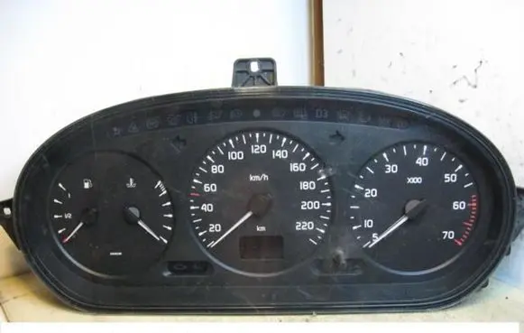 Renault Megane I Speedometer (instrument cluster) 7700847782G