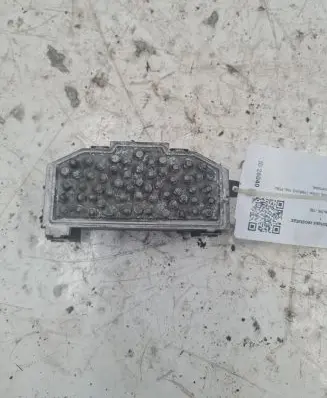 Volkswagen PASSAT B6 Heater blower motor/fan resistor 3C0907521