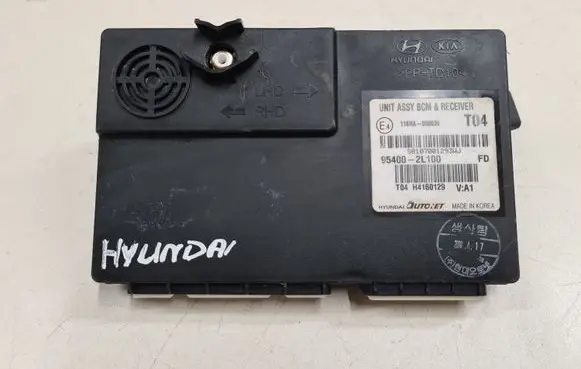Hyundai i30 BSM Control unit 954002L100 116RA000036 H4160129