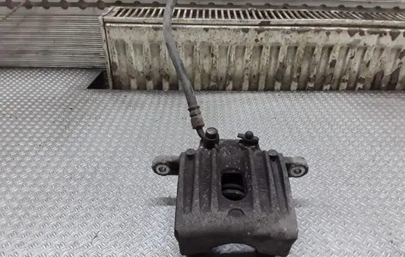 Hyundai Santa Fe Rear brake caliper