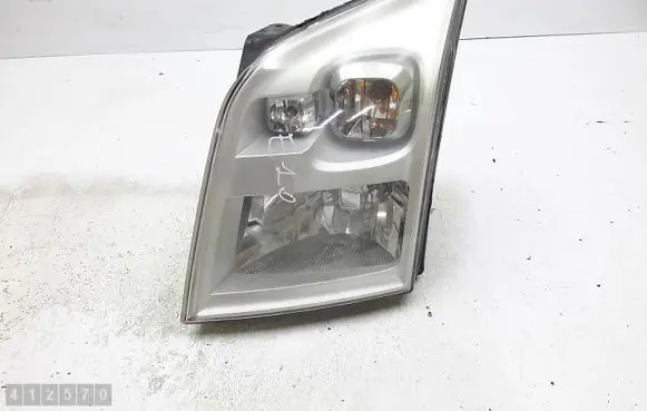 Ford Transit Headlight/headlamp 8c1113w030bf