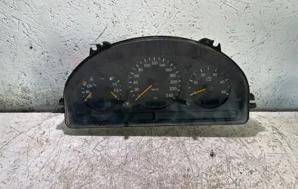 Mercedes-Benz ML W163 Speedometer (instrument cluster) A1635404011 15394669 123850684