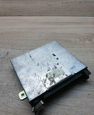 Renault Safrane Engine control unit/module ECU 7700816342