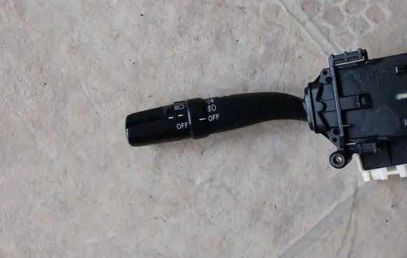 Toyota Avensis T250 Indicator stalk 8414005110