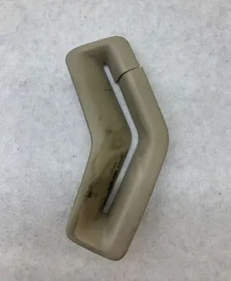 Volvo V70 Seat belt trim 