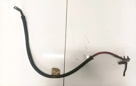 KIA Ceed Positive cable (battery) 51871153