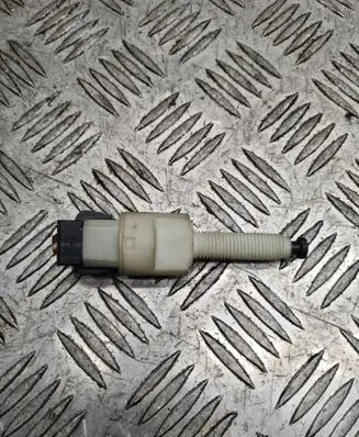 Volkswagen PASSAT B5.5 Brake pedal sensor switch 4A0971943