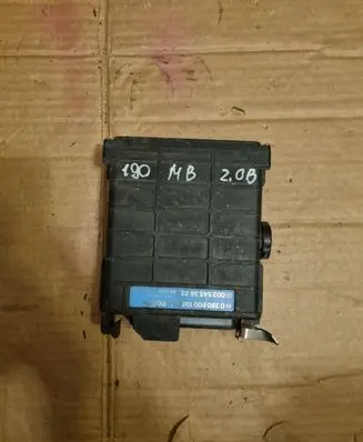Mercedes-Benz 190 W201 Engine control unit/module 0025453632 KE0001 0280800100