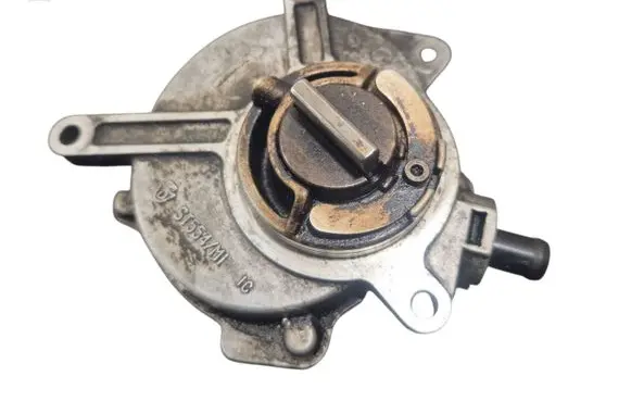 Audi A4 S4 B6 8E 8H Vacuum pump 06D145100E E217601