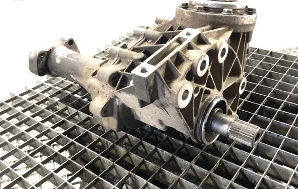Opel Insignia A Gearbox transfer box case 