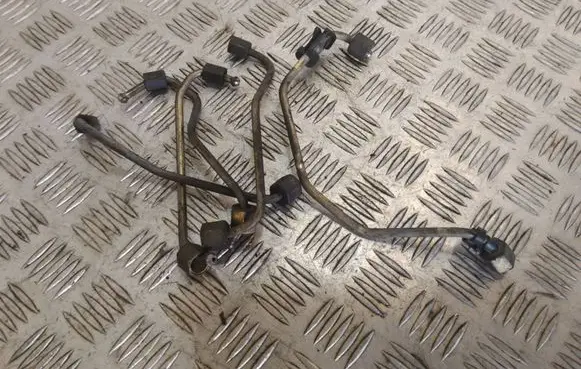 KIA Sorento Fuel main line pipe