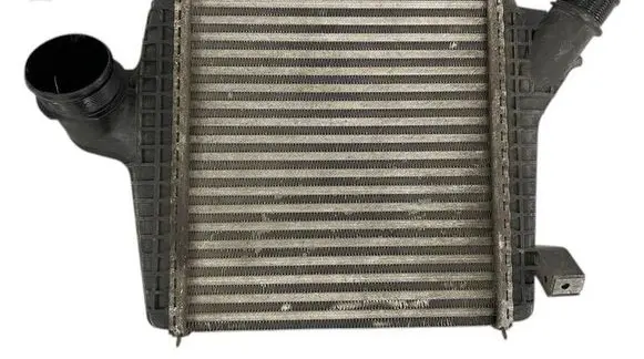 Audi Q7 4M Intercooler radiator 4M0145804BR ES780006 C01901487G