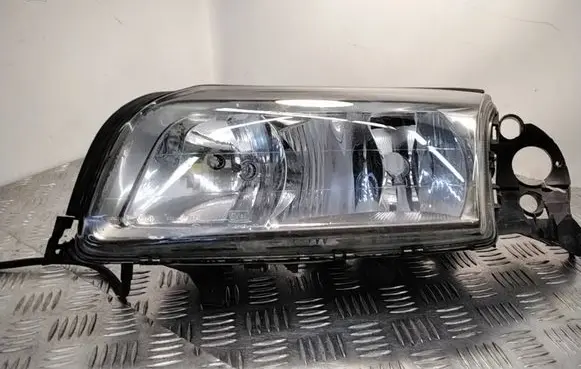 Volvo S80 Headlight/headlamp HCR7178