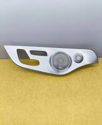 Mercedes-Benz C W205 Front door card panel trim A2057205703 2932195 92052433