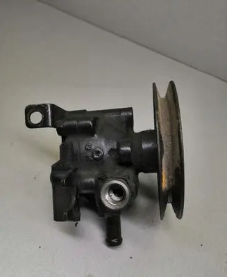 Ford Maverick Power steering pump