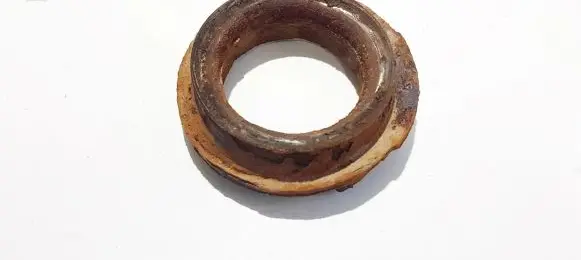 Citroen C4 I Coil spring mount 