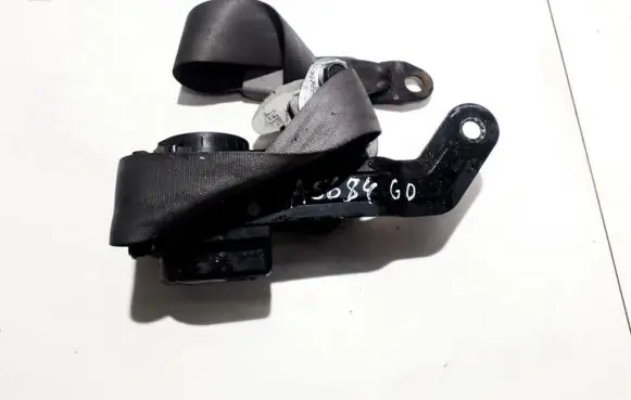 KIA Carnival Rear seatbelt