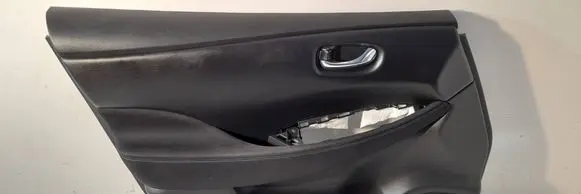 Nissan Leaf II (ZE1) Coupe rear side trim panel 89233NL0A