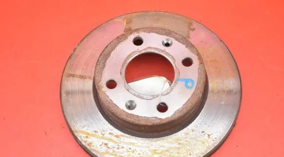 Hyundai i10 Front brake disc