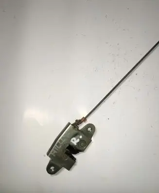 Toyota Hilux (AN10, AN20, AN30) Tailgate lock latch 