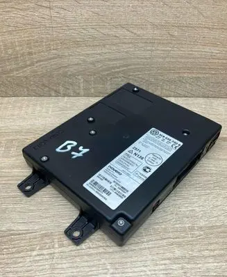 Volkswagen PASSAT B7 Bluetooth control unit module 3C8035730B