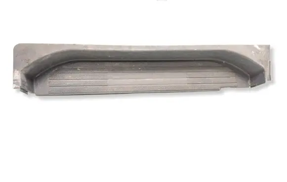 Mercedes-Benz Vito Viano W639 Rear sill trim cover P0099421
