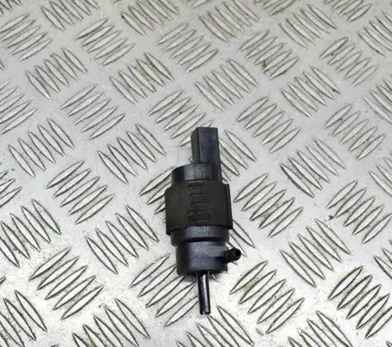 Audi A5 Windscreen/windshield washer pump 8K5955647