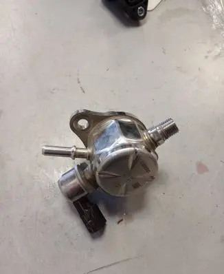 Toyota Sienna XL40 IV Fuel injection high pressure pump 23101F0010 AN3187 11E0920618