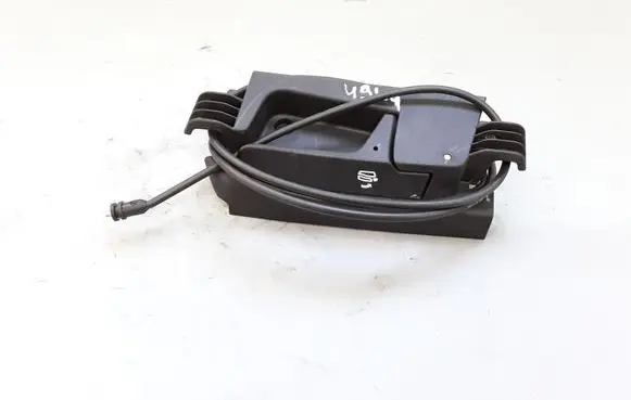 Volkswagen PASSAT B7 Seat adjustment handle 3AE885591
