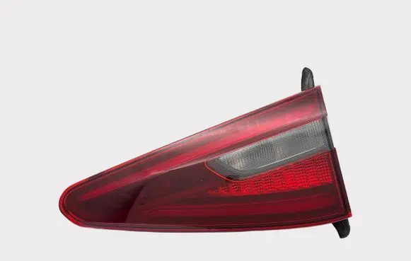 Tailgate rear/tail lights