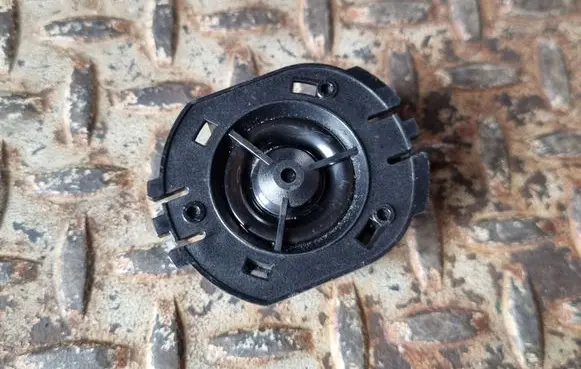 Nissan Qashqai Front door high frequency speaker 28148BR00A