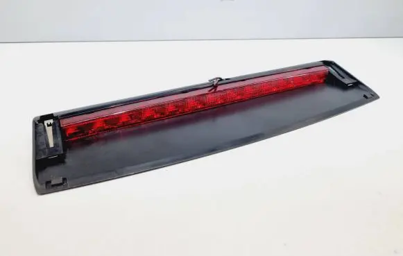 Skoda Octavia Mk1 (1U) Third/center stoplight 1U6945097B