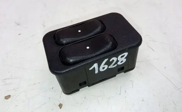 Opel Astra G Quarter vent window switch GM90561088