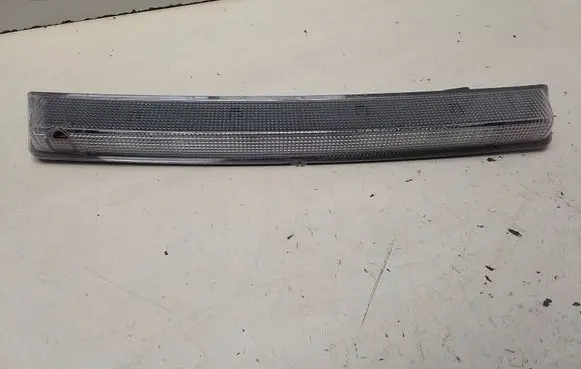 Citroen C4 II Third/center stoplight 89093324 9631043280